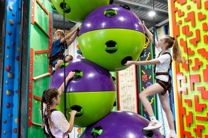 Fun climbing at HAPIK